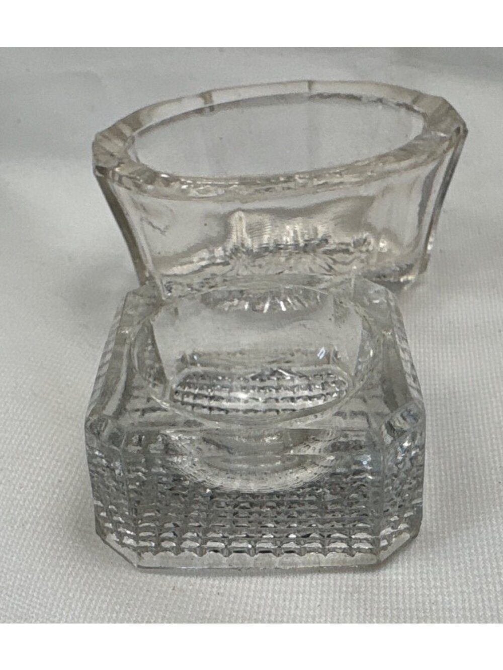 Clear Glass Salt Cellars Set 2 Starburst & Grid Patterns Vintage - Picture 2 of 16